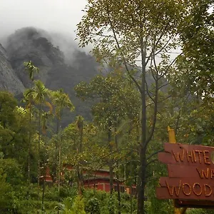 Resort White Water Woods Vythiri